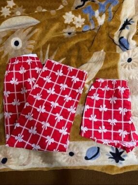 No Boundaries Red and White Floral Shorts and Pants